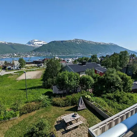 Sea & Mountain View * Tromsø
