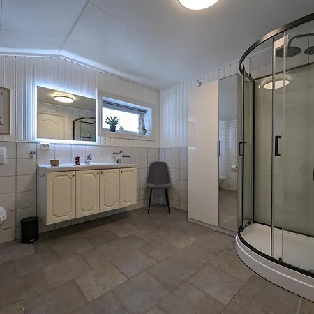 Sea & Mountain View Appartement Tromsø
